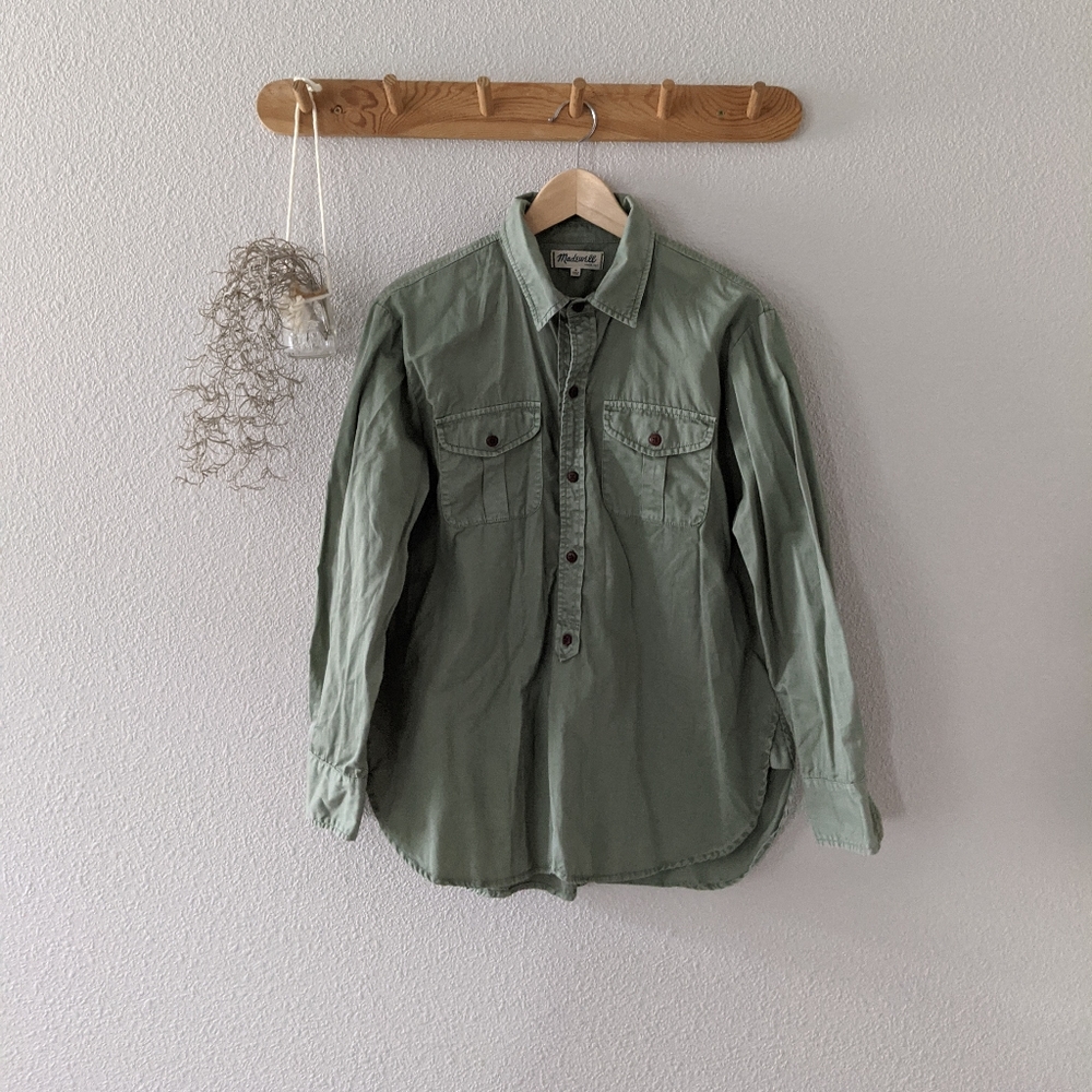 Madewell army green button up work shirt medium